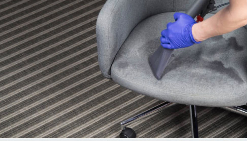 Nettoyage chaises et fauteuil
